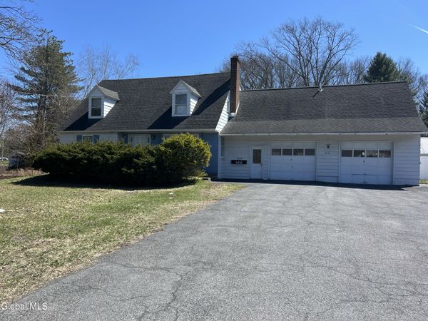 610 Saratoga Road, Glenville, NY 12302