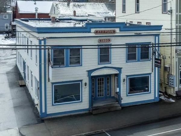 156 Main Street, Ludlow, VT 05149