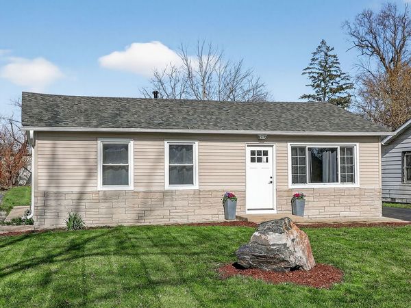 204 Mound Street , Willow Springs, IL 60480