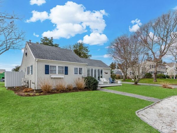 56 East Ave. & Lot 27 West Ave., Marion, MA 02738