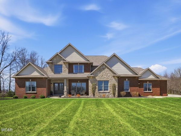 2670 S Wapak Road, Lima, OH 45805