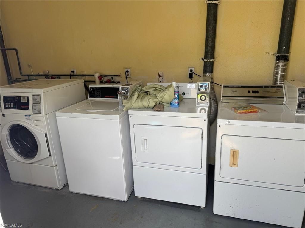 13151 Kings Point Dr, Unit 6A, Fort Myers, FL 33919 Photo