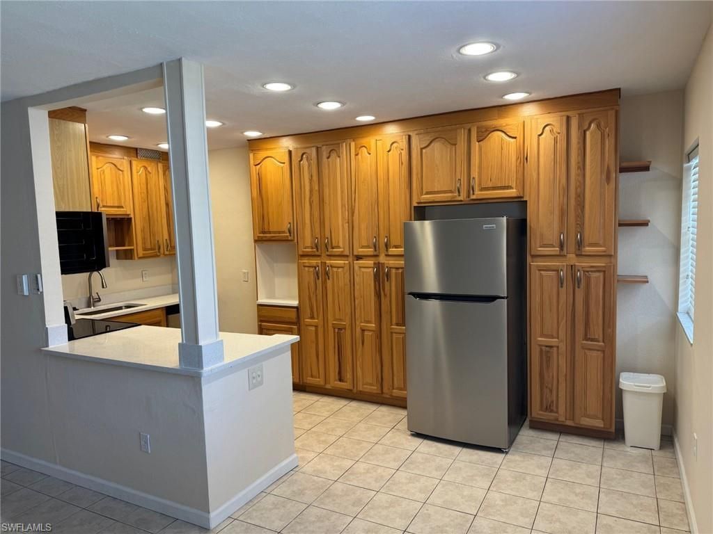 13151 Kings Point Dr, Unit 6A, Fort Myers, FL 33919 Photo