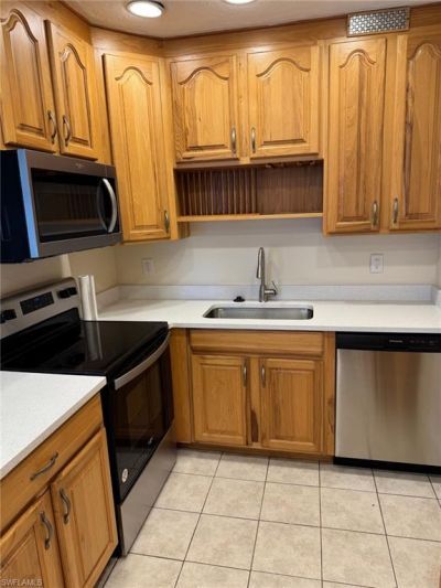 13151 Kings Point Dr, Unit 6A, Fort Myers, FL 33919 Photo