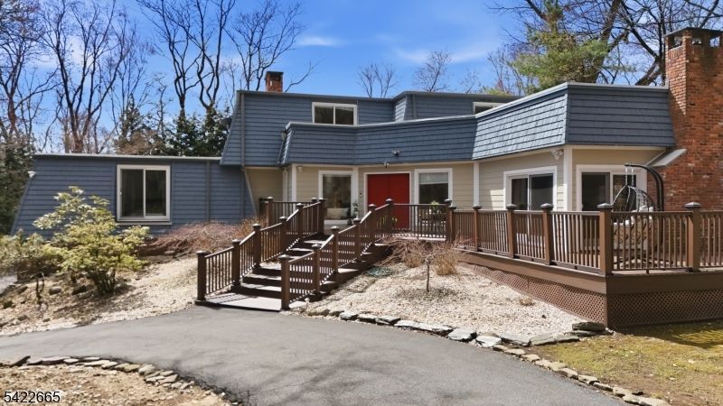 947 Franklin Lake Rd, Franklin Lakes, NJ 07417 Main Photo