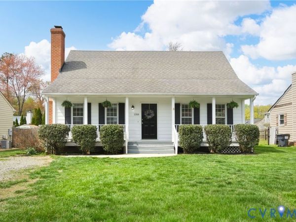 1318 Robindale Road, North Chesterfield, VA 23235