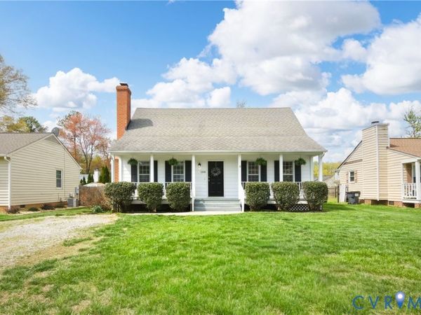 1318 Robindale Road, North Chesterfield, VA 23235