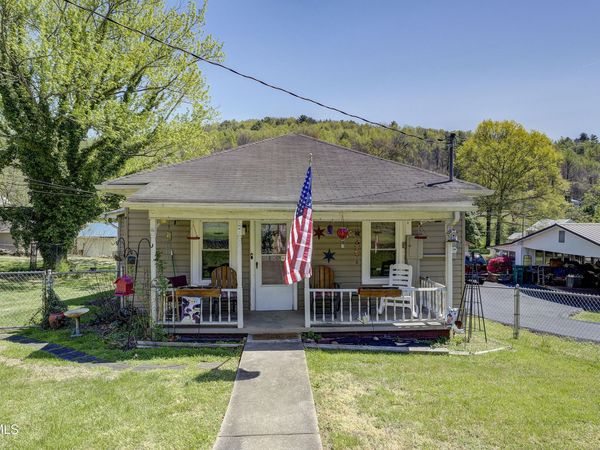 340 North Mohawk Drive, Erwin, TN 37650