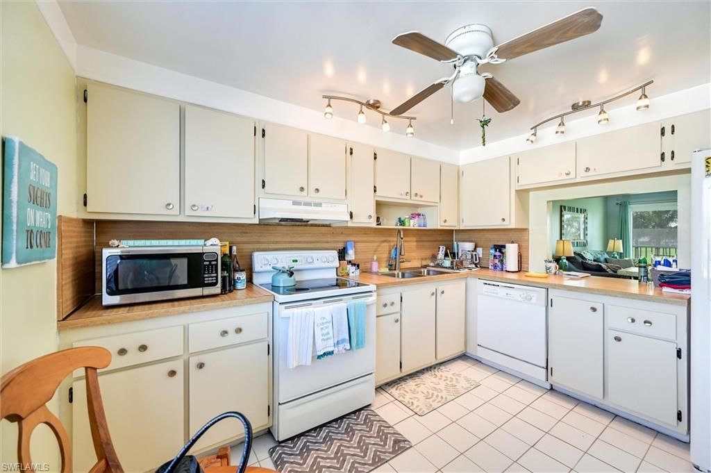 163 Palm Dr , Unit 2874, Naples, FL 34112 Photo