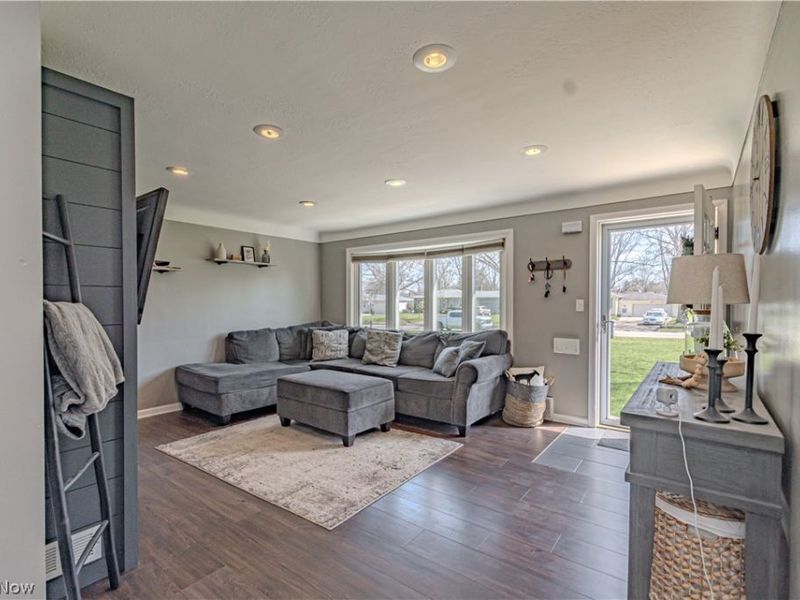 13462 Harper Road, Strongsville, OH 44149 Photo 2