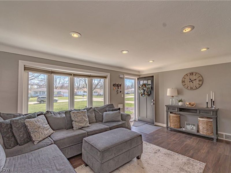 13462 Harper Road, Strongsville, OH 44149 Photo 4