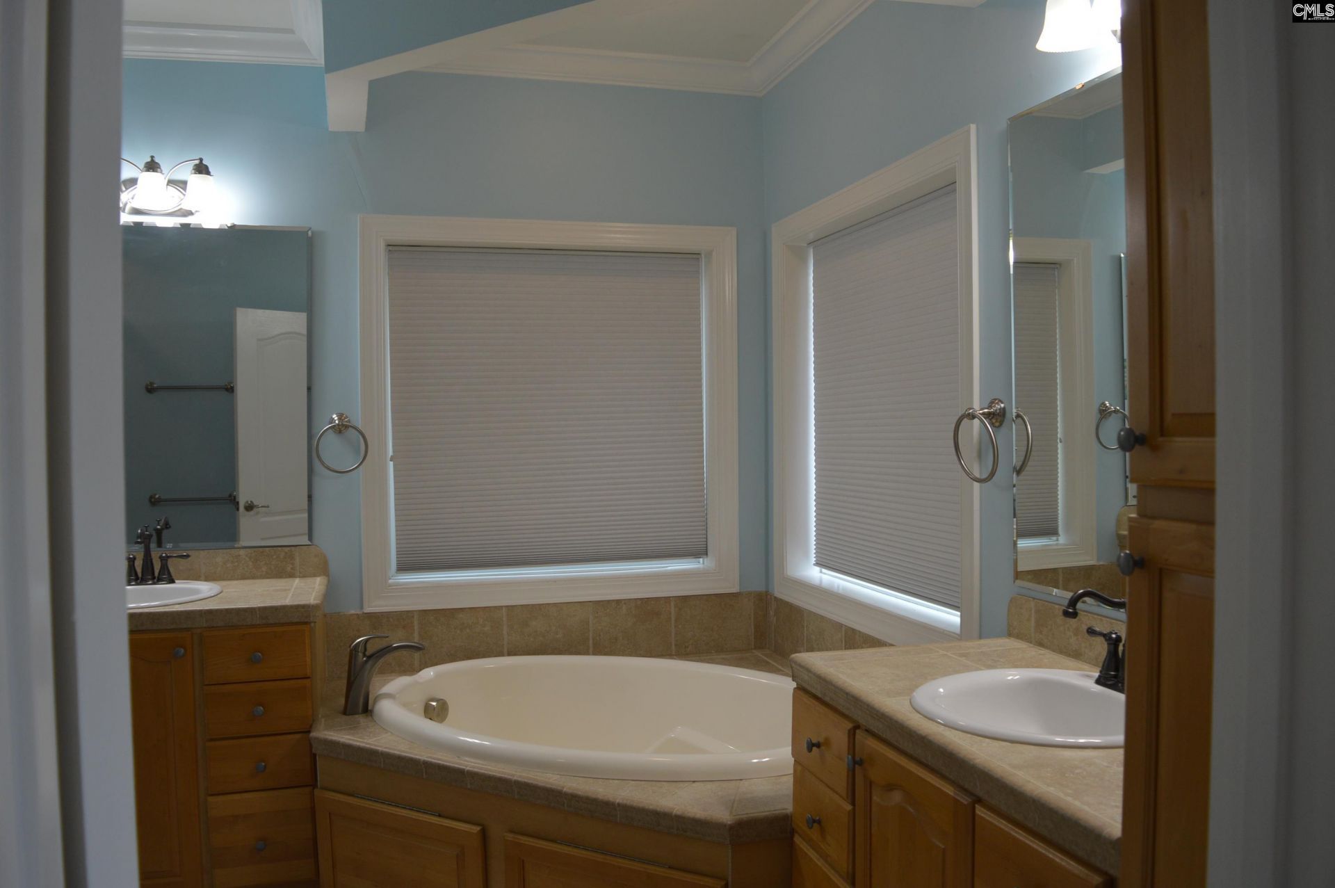 2550 Lake Road  Photo 23