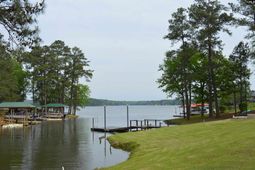 2550 Lake Road  photo 4