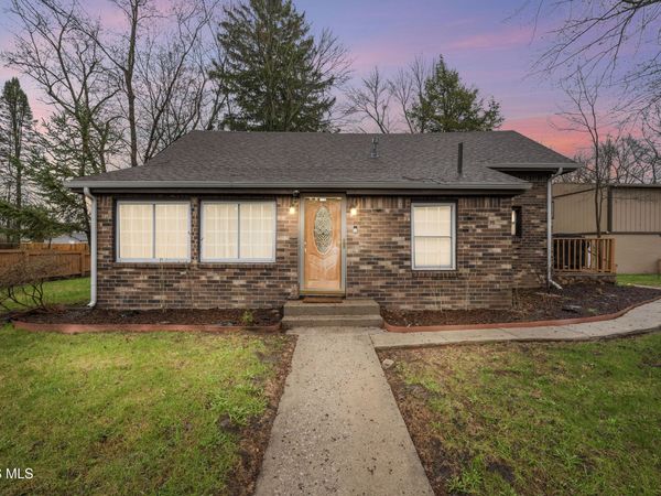 5057 Kellogg Road, Toledo, OH 43615