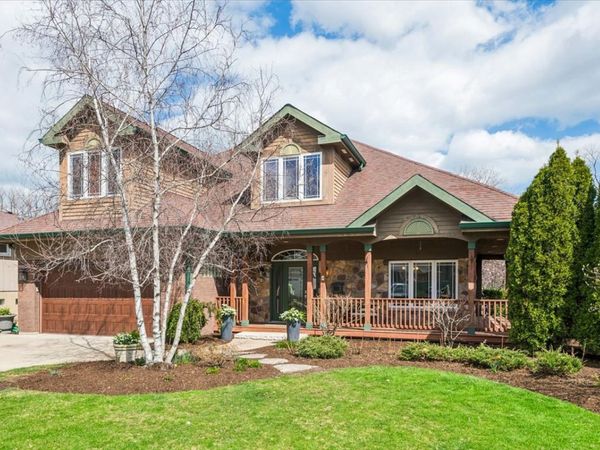 1311 Carlisle Place , Deerfield, IL 60015