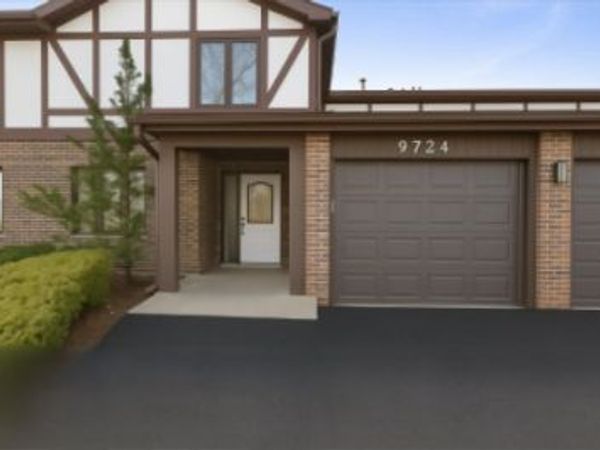 9724 W Creek Road, Unit E2, Palos Park, IL 60464