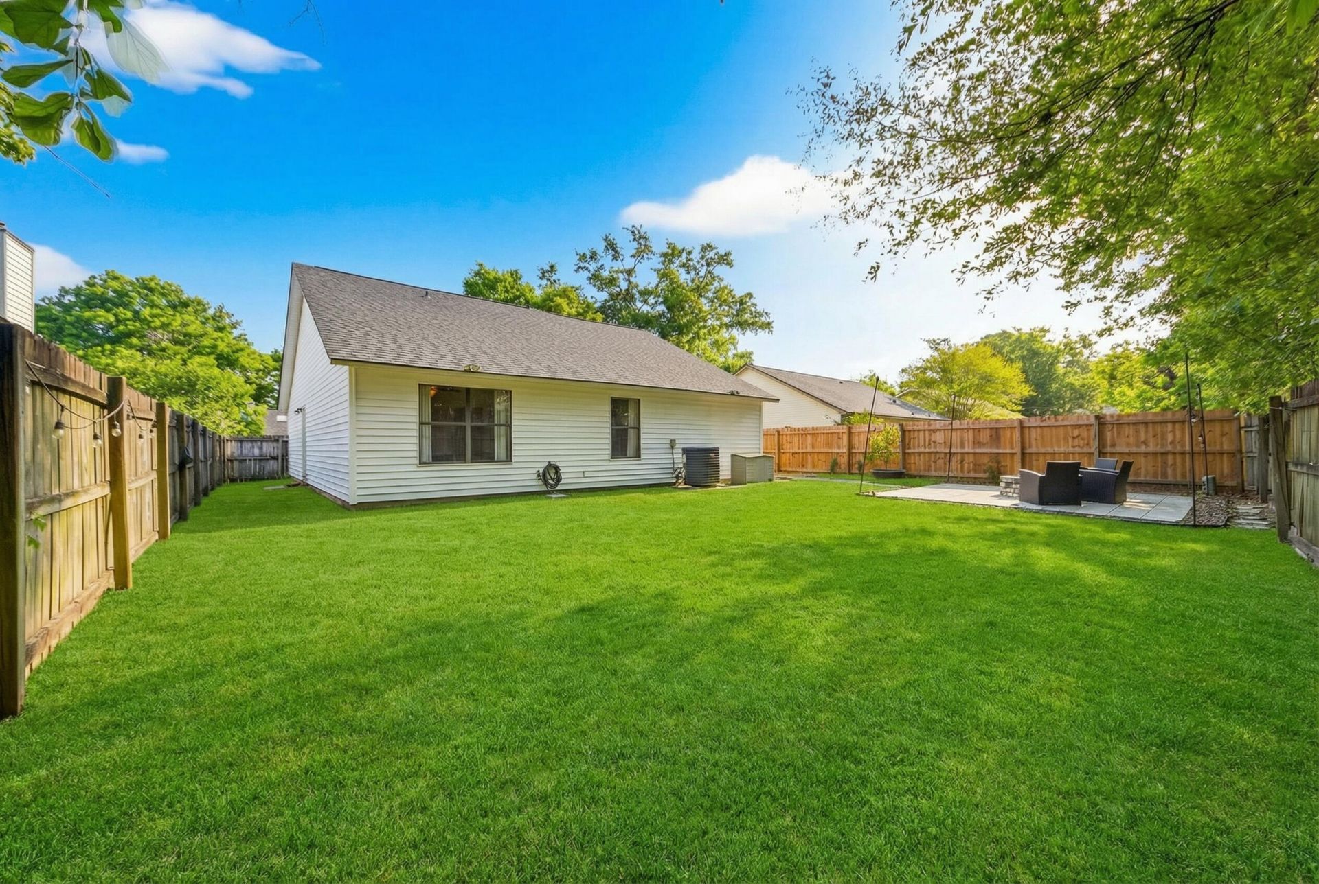 8313 Whitehaven Drive Photo 10