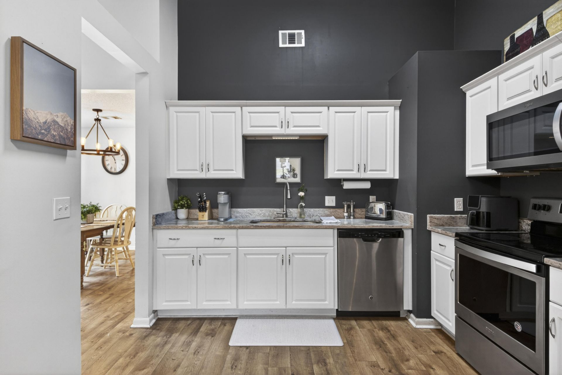 8313 Whitehaven Drive Photo 13