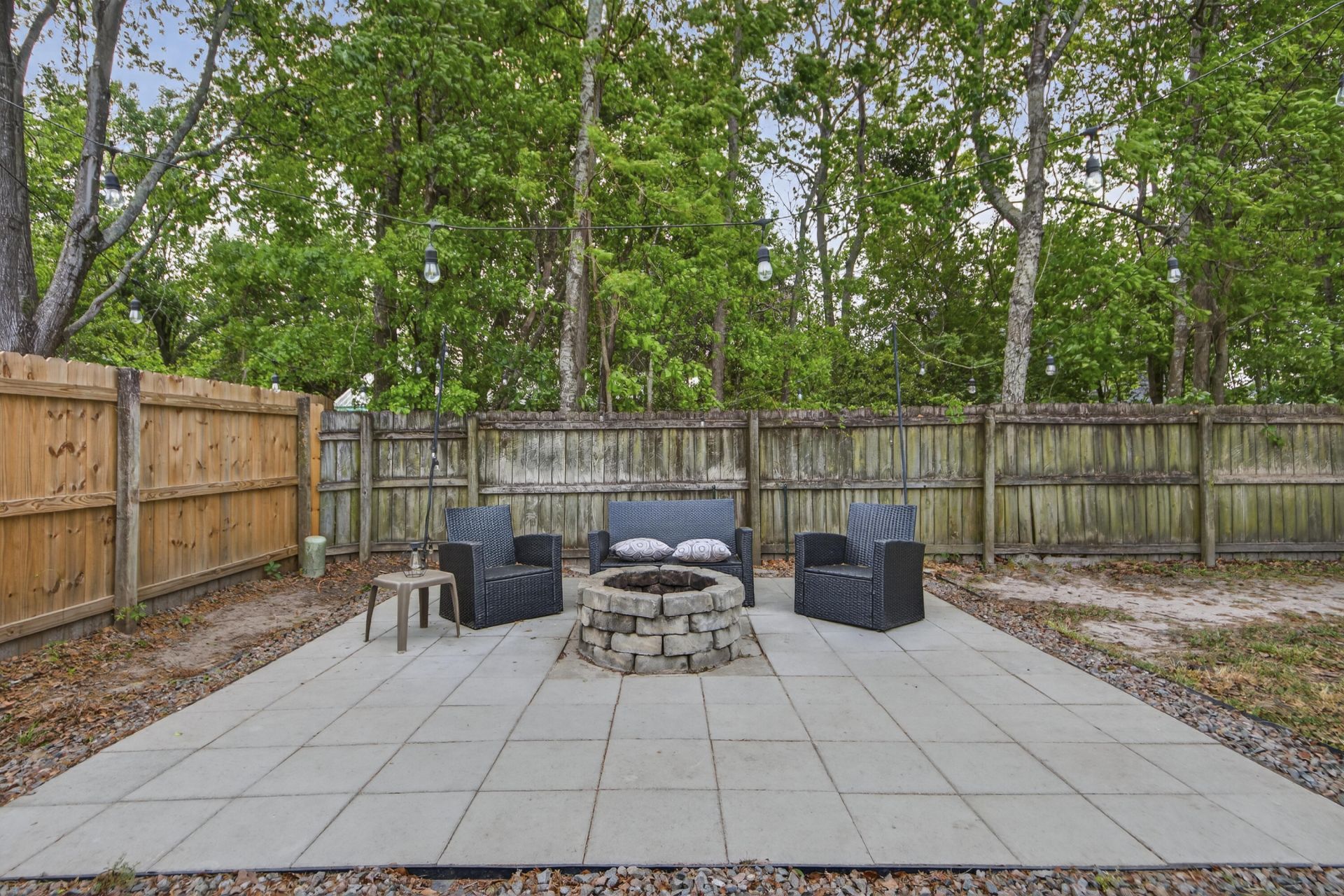 8313 Whitehaven Drive Photo 23