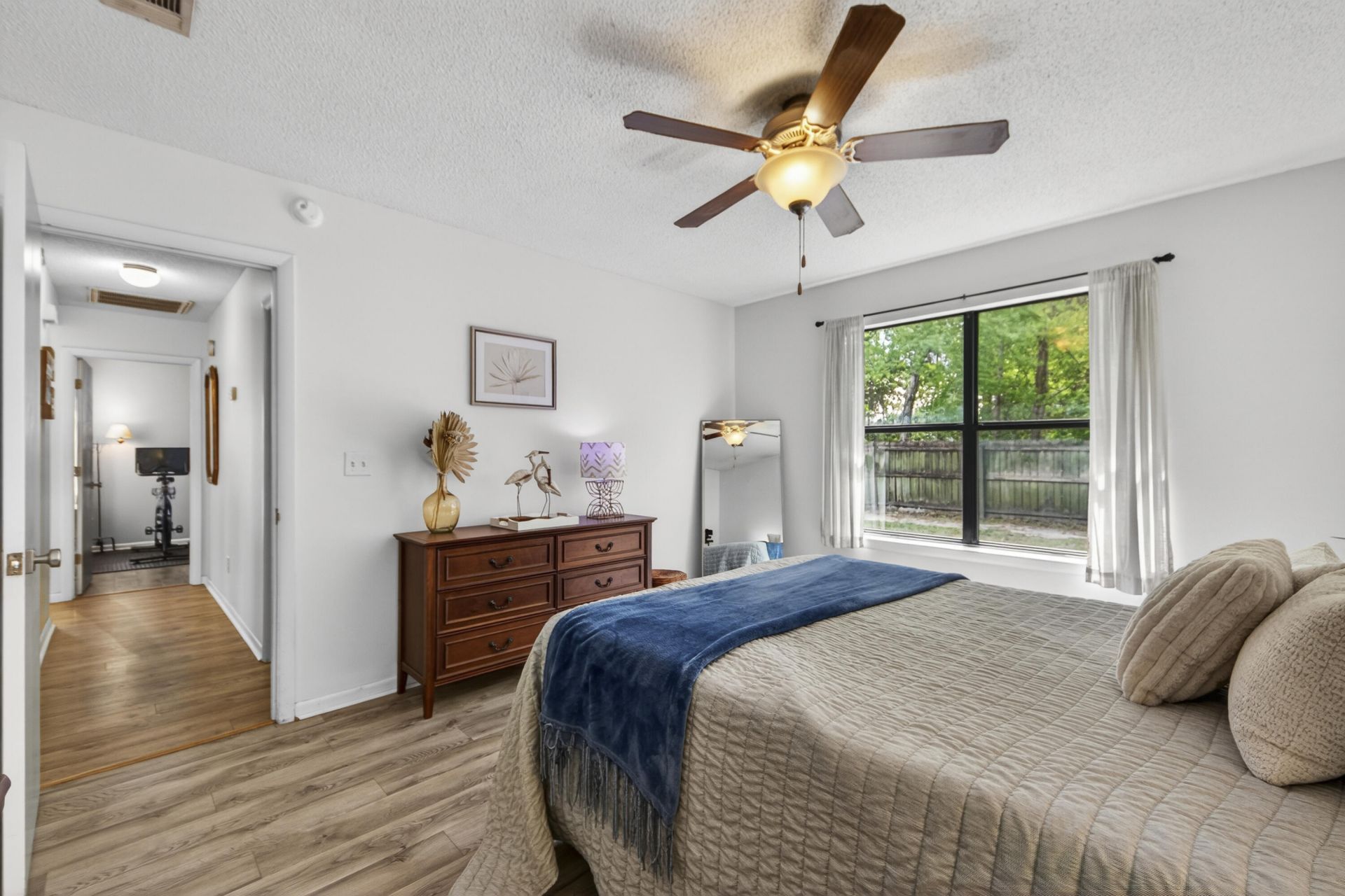 8313 Whitehaven Drive Photo 25