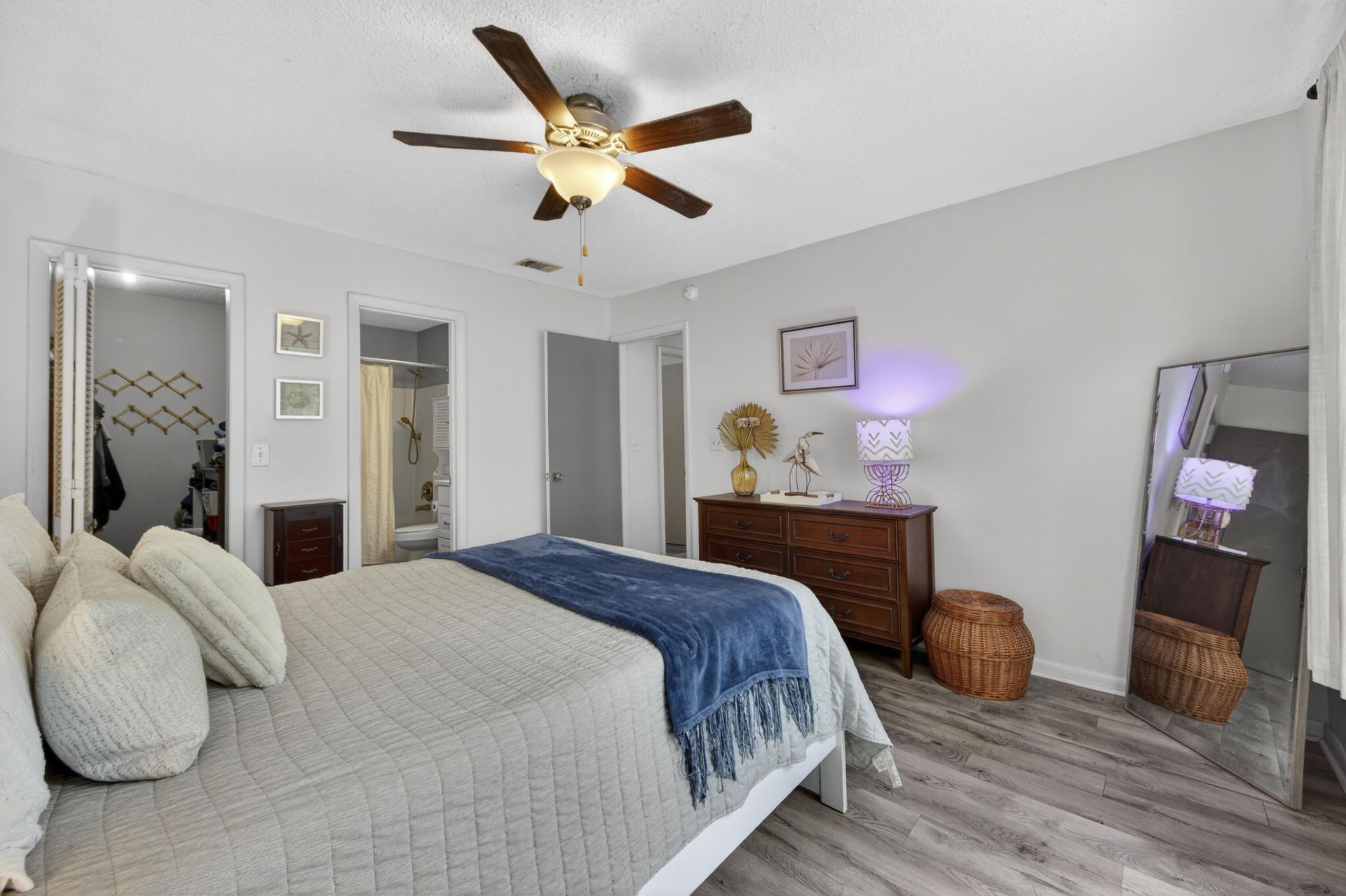 8313 Whitehaven Drive Photo 27