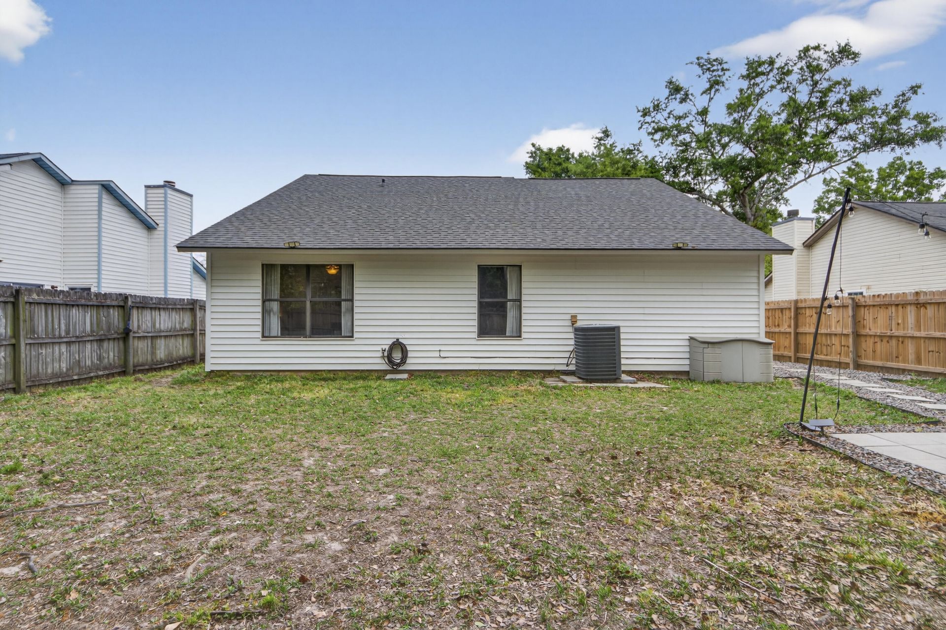 8313 Whitehaven Drive Photo 35