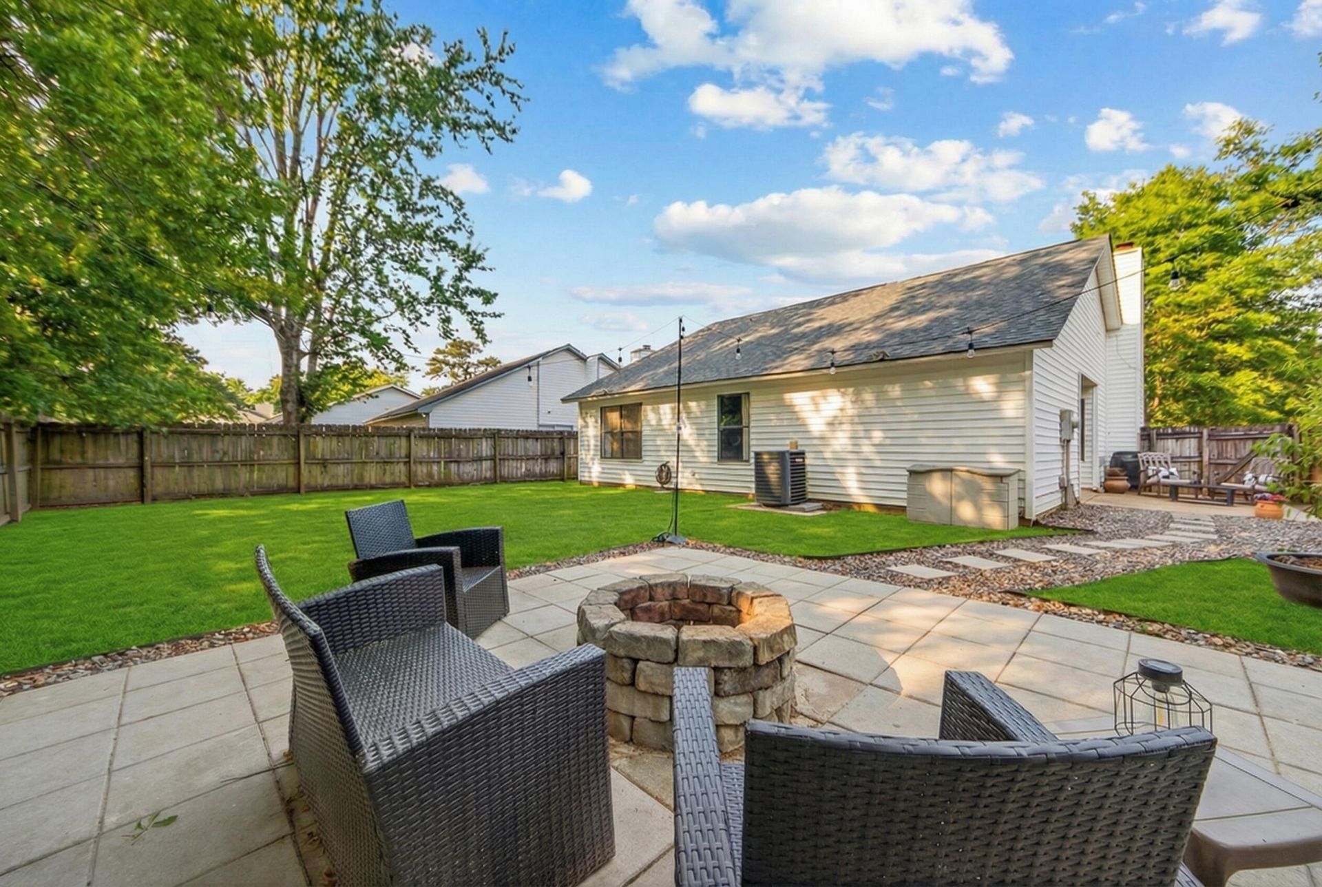 8313 Whitehaven Drive Photo 8