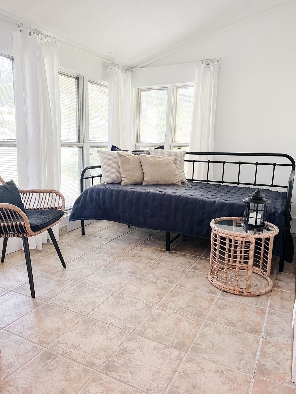 301 Club Circle Photo 18