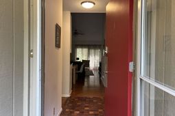 301 Club Circle photo 4