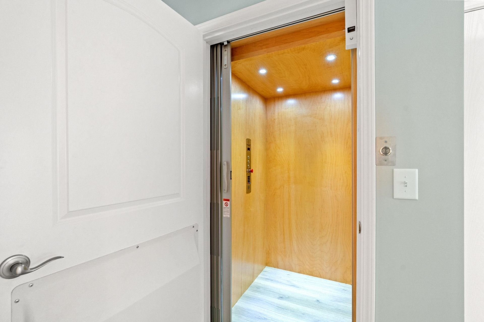 113 12th Ave. S Photo 33