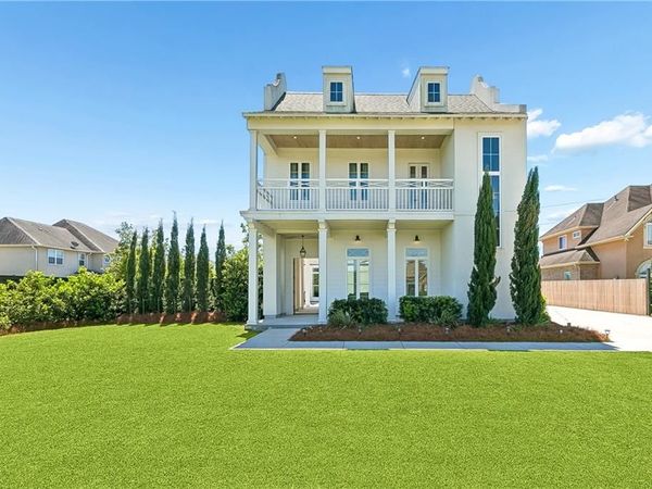 103 MARIGOLD Court, Belle Chasse, LA 70037