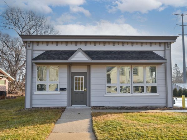 122 S Webster St, Port Washington, WI 53074