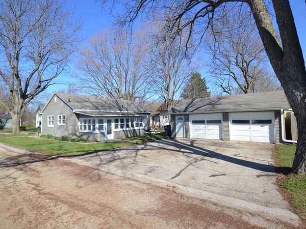 429 S Whiton St, Whitewater, WI 53190