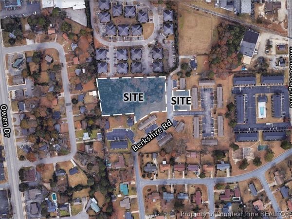 1135 Berkshire Road, Fayetteville, NC 28304