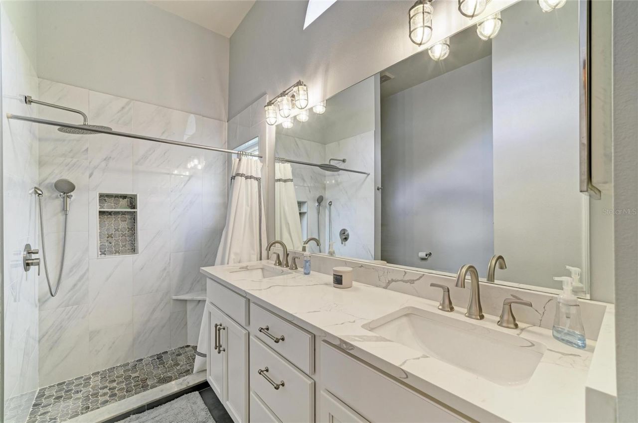 1007 50th Street E, Bradenton, FL 34208 Photo