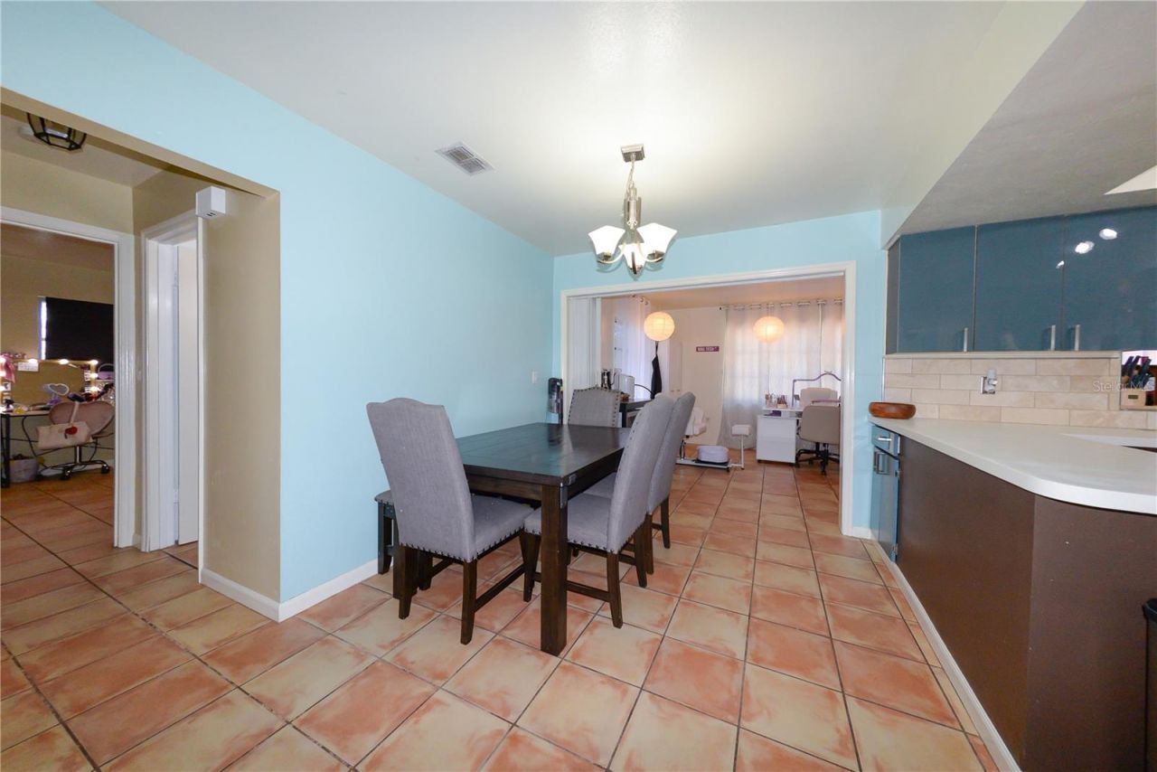 9215 Kingston Road, Bradenton, FL 34210 Photo