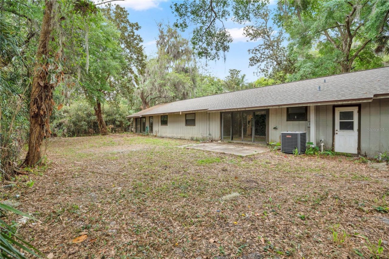 599 Lake Geneva Road , Geneva, FL 32732 Photo