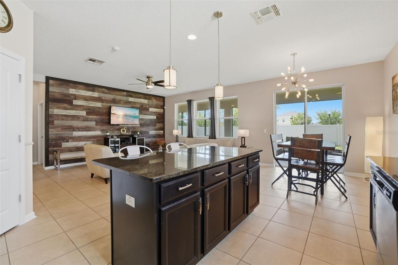 3933 Wind Dancer Circle , Saint Cloud, FL 34772 Photo