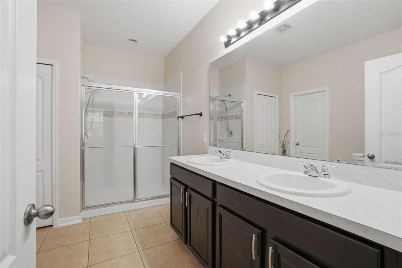 3933 Wind Dancer Circle , Saint Cloud, FL 34772 Photo