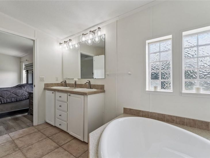2463 Independence Lane, Saint Cloud, FL 34772