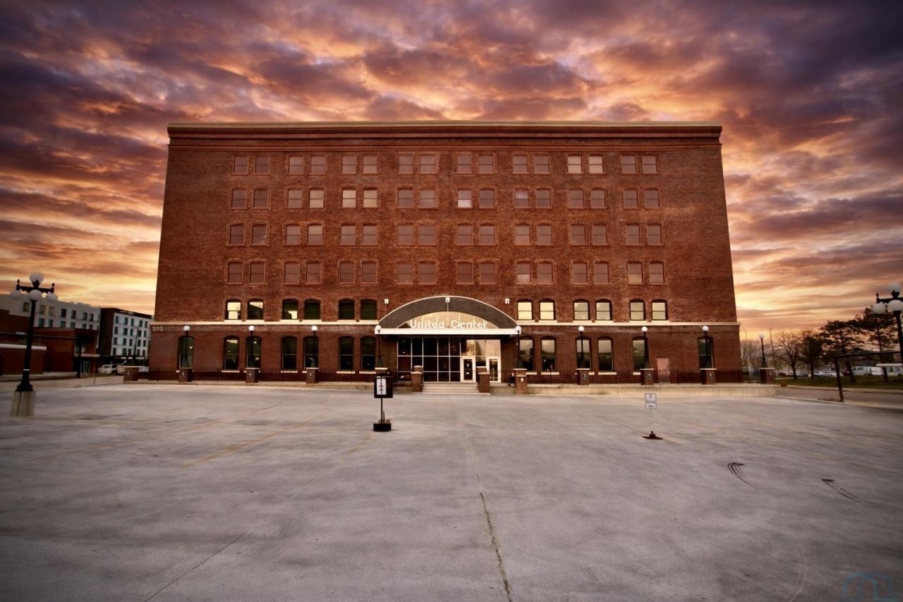 302 Jones St, Unit 610, Sioux City, IA 51101 Main Photo