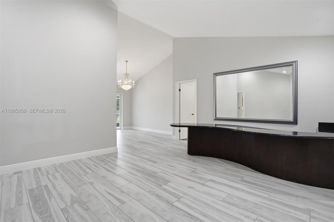 8230 SW 55th Ct , Davie, FL 33328 Photo