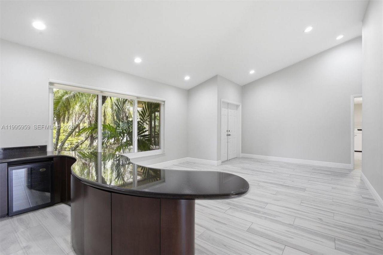 8230 SW 55th Ct , Davie, FL 33328 Photo