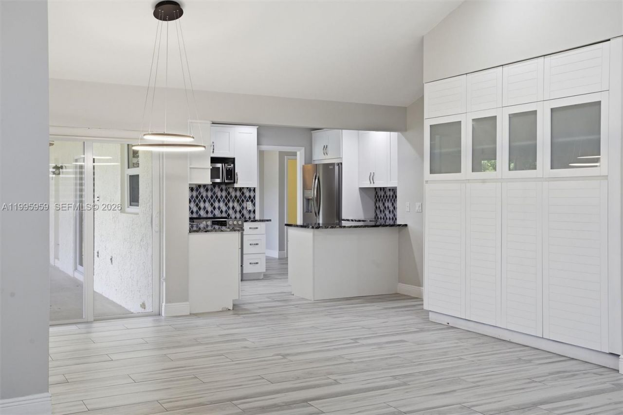 8230 SW 55th Ct , Davie, FL 33328 Photo