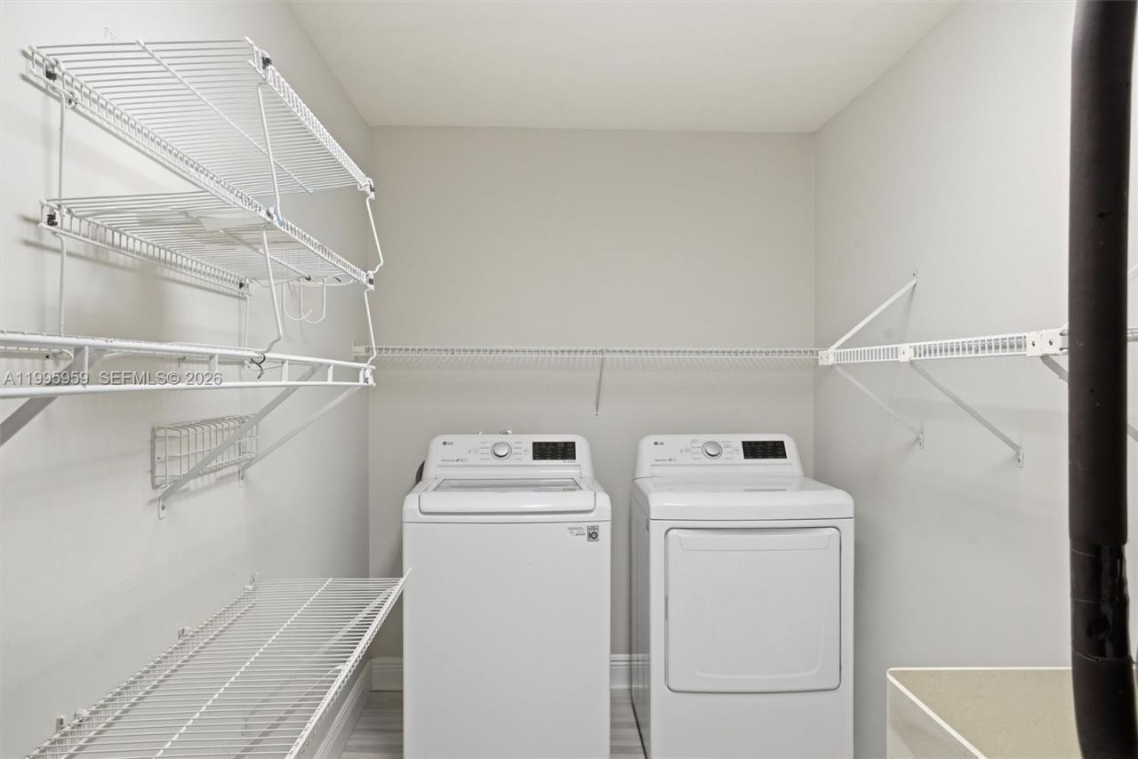 8230 SW 55th Ct , Davie, FL 33328 Photo