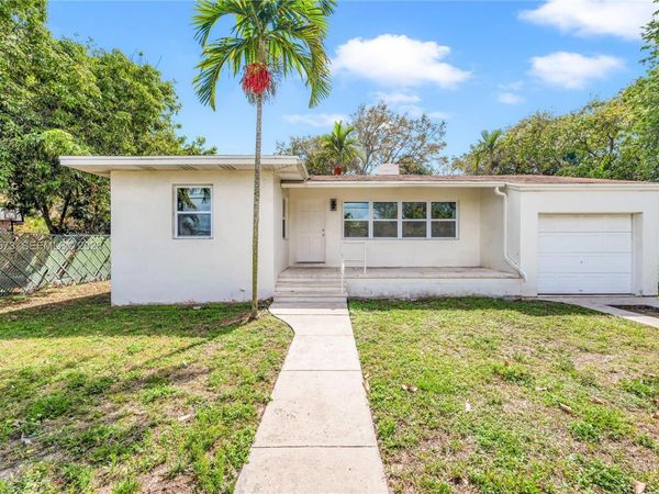 1280 NE 115th St, Miami, FL 33161