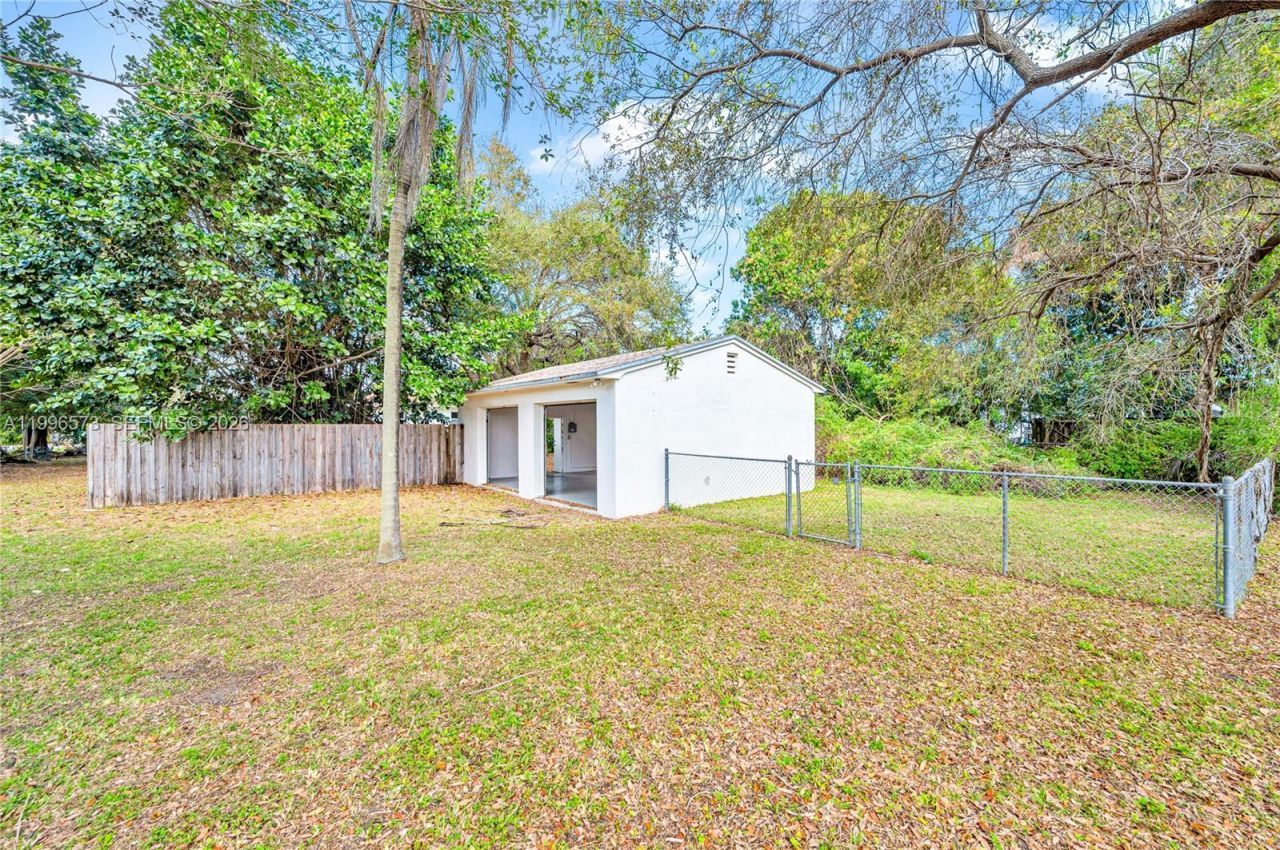 1280 NE 115th St, Miami, FL 33161 Photo