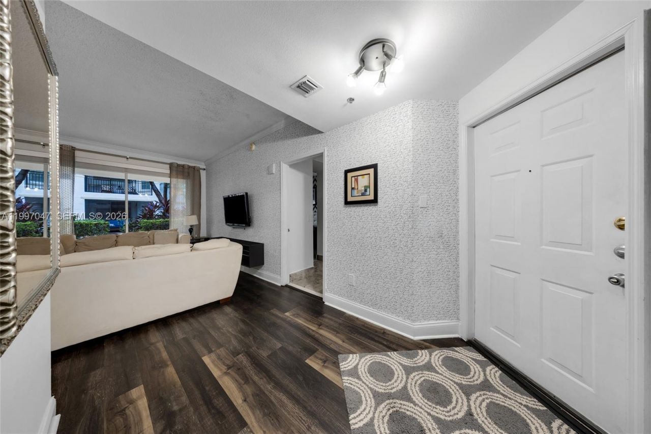 3245 NE 184 St, Unit 13101, Aventura, FL 33160 Photo