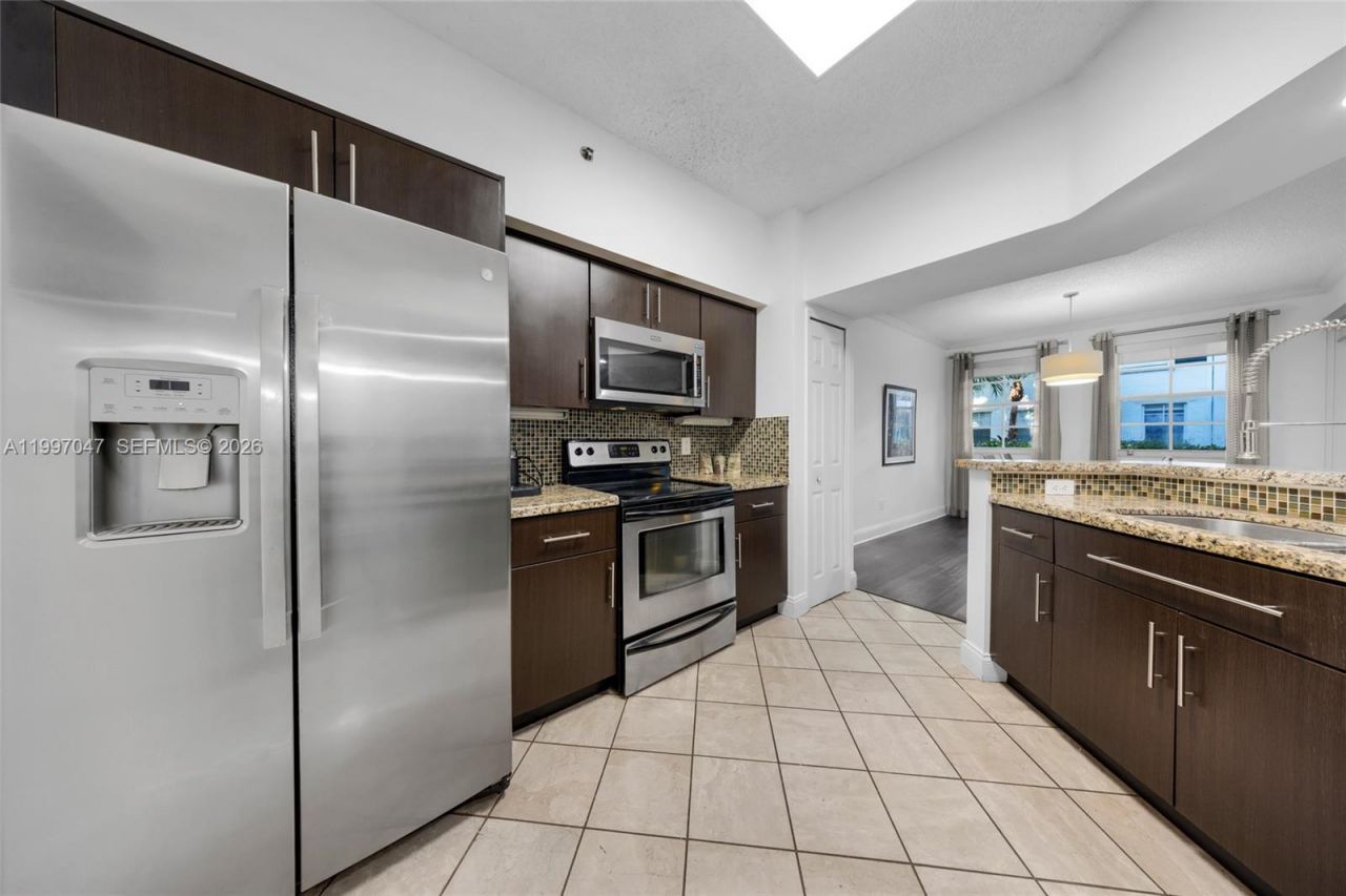 3245 NE 184 St, Unit 13101, Aventura, FL 33160 Photo