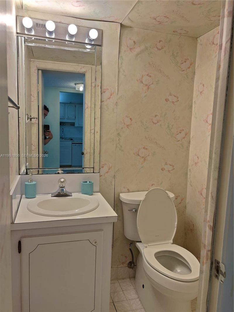 1801 S Ocean Dr, Unit 934, Hallandale Beach, FL 33009 Photo